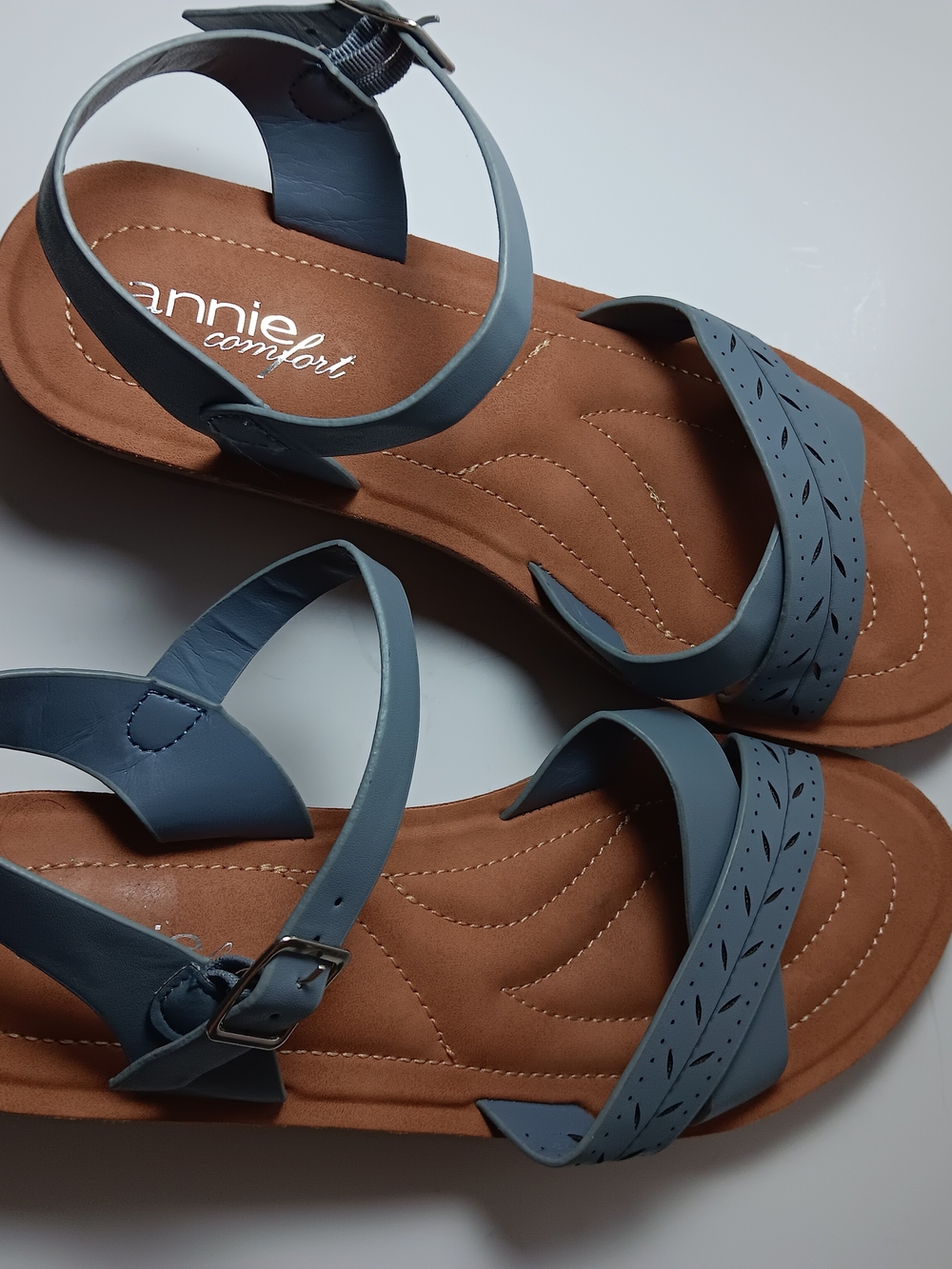 Annie Comfort Blue Criss Comfort Sandals Size 8.5 - Picture 3 of 8